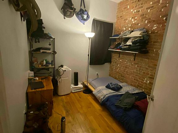 5th image of 287 Monroe St #1R