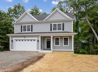 25 Circle Dr, Unionville, CT 06085