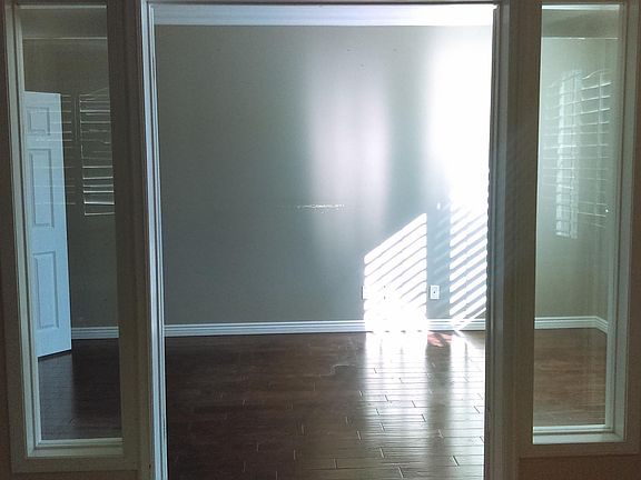 3rd image of 7441 Spindlewood Dr