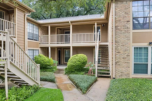 1311 Antoine Dr Photo 1