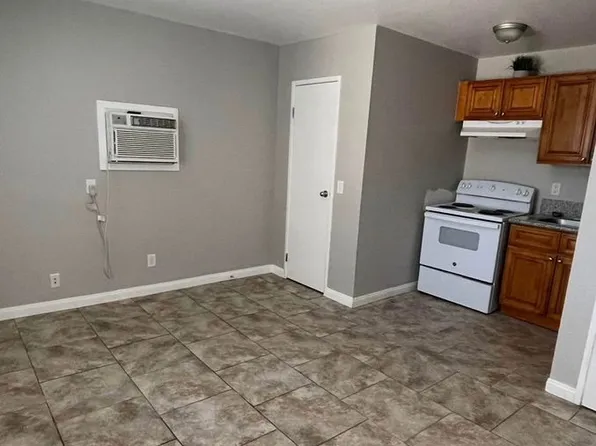 Eastminster (HT2), 305 Eastminister Ct APT E, Henderson, NV 89015