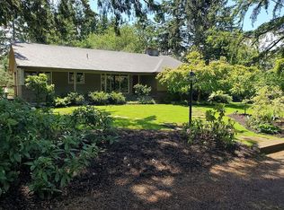 2150 Crest Dr, Lake Oswego, OR 97034