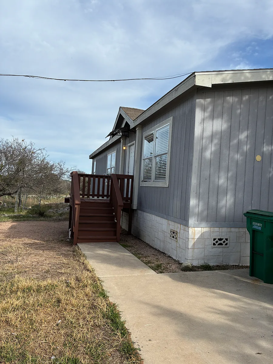 Building Photo - 2203 25th St #2203