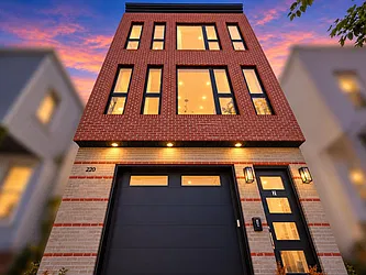 220 Freeman Avenue