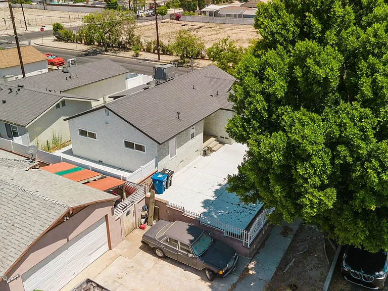 14151 Gager St — Photo 39