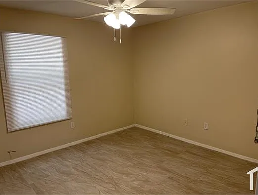 2048 Shady Lane Dr #A — Photo 6