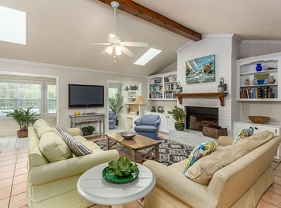 2nd image of 112 Shore Rush Cir