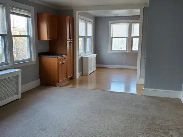 18 Garner St Floor 3, Norwalk, CT 06854