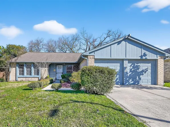 11322 Yorklyn Dr, Houston, TX 77066