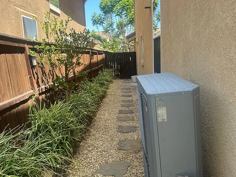 820 Silver Dr — Photo 38