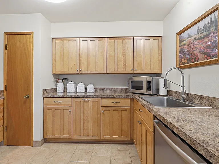 36 Manzanita Ave #36 — Photo 21