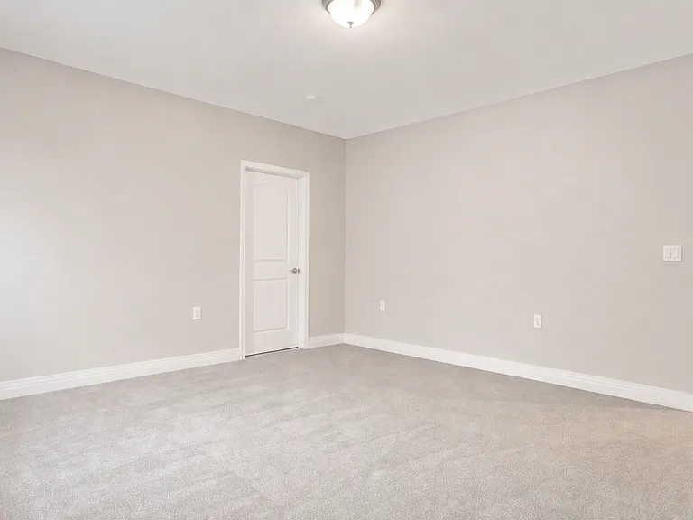 Basement Bedroom 3 w/Walk-In Closet