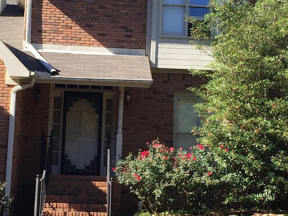 Front of duplex