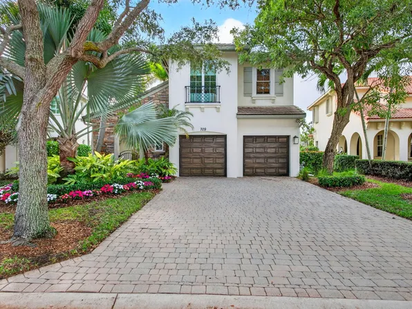 709 Bocce Court, Palm Beach Gardens, FL 33410