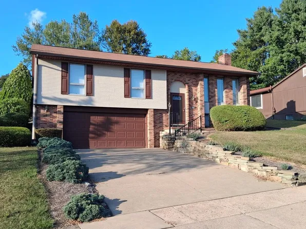 2515 N Hills Dr, Williamsport, PA 17701