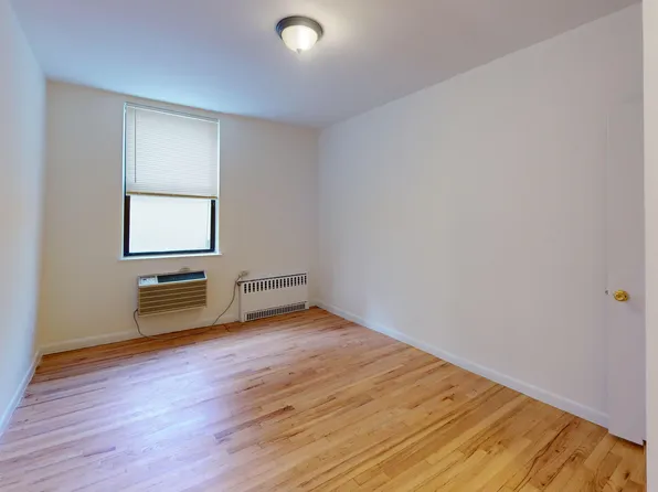 1238 2nd Avenue image 12 of 16