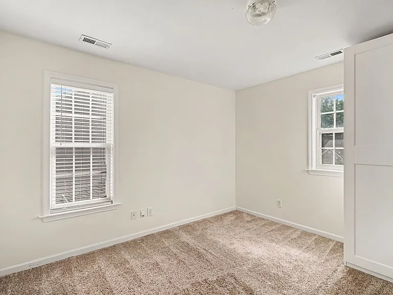 9231 Mitchell Glen Dr — Photo 17