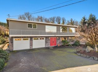 7916 19th St W, Tacoma, WA