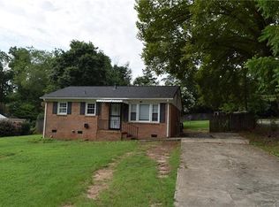 3539 Chapelwood Dr, Gastonia, NC 28052