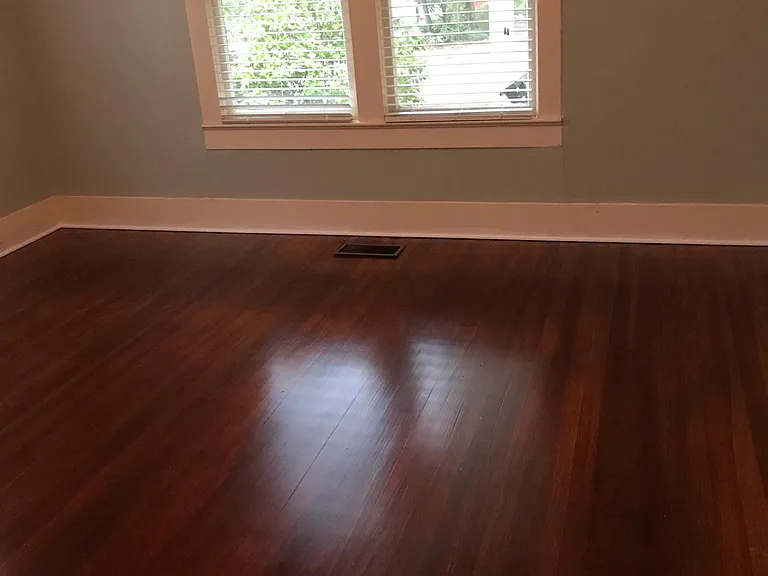 1337 Linden Pl — Photo 6