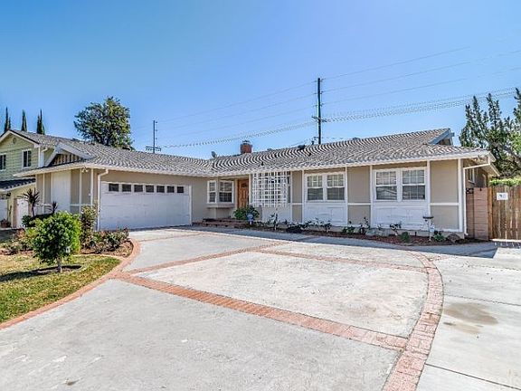 4th image of 23630 Nadir St