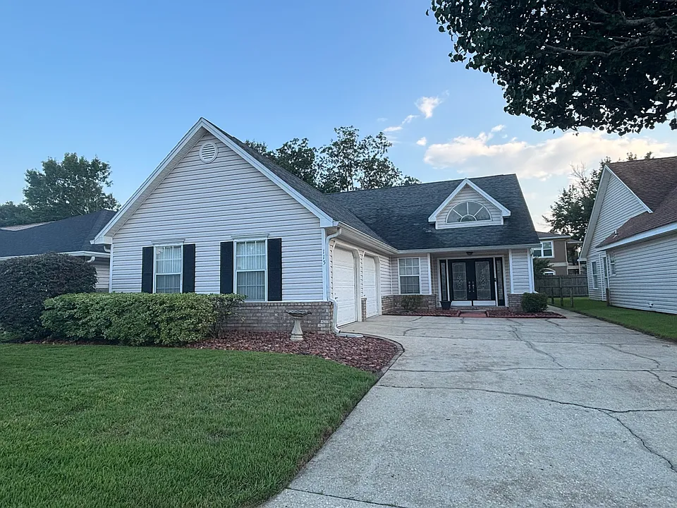 115 Mirabelle Cir