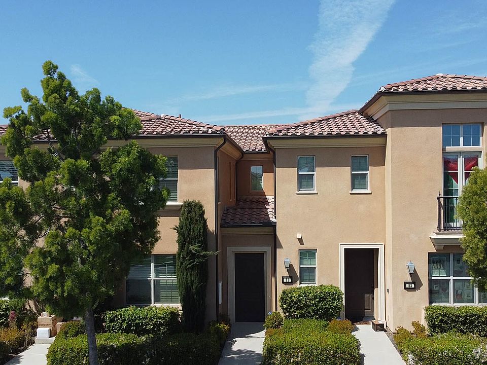 81 Quill is located within the Eastwood Village.