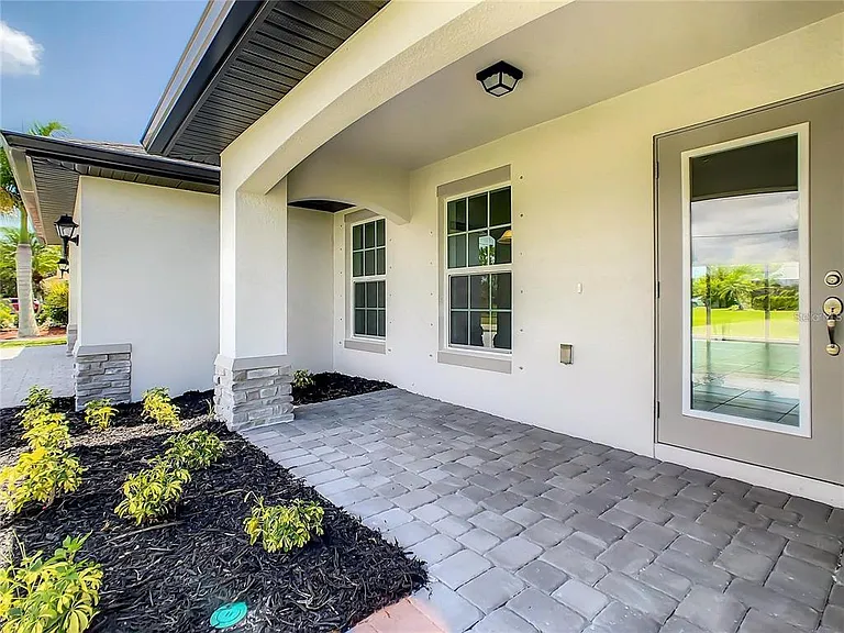 27307 Tierra Del Fuego Cir — Photo 3