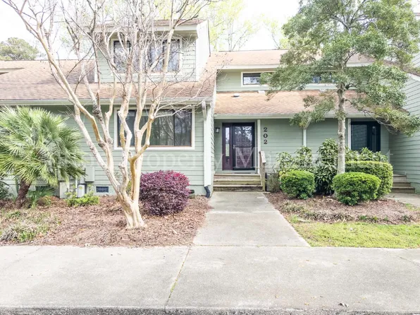 202 Crooked Creek Rd, Wilmington, NC 28409