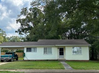 744 Manila St, Lucedale, MS 39452