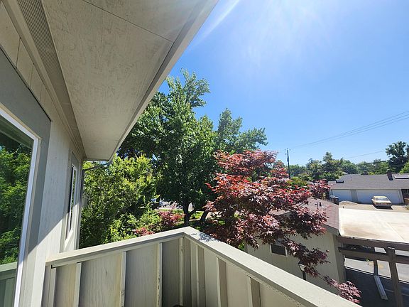 5th image of 4060 McKinley Blvd APT 8