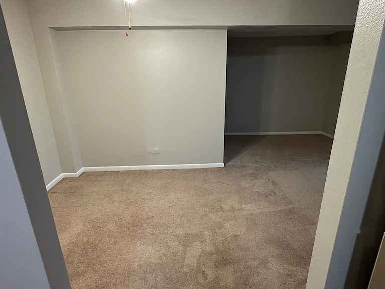 2201 S Stewart Ave — Photo 5