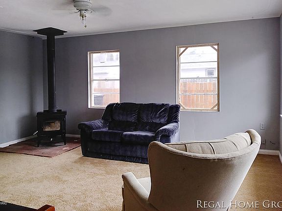 5th image of 1920 36th St SW