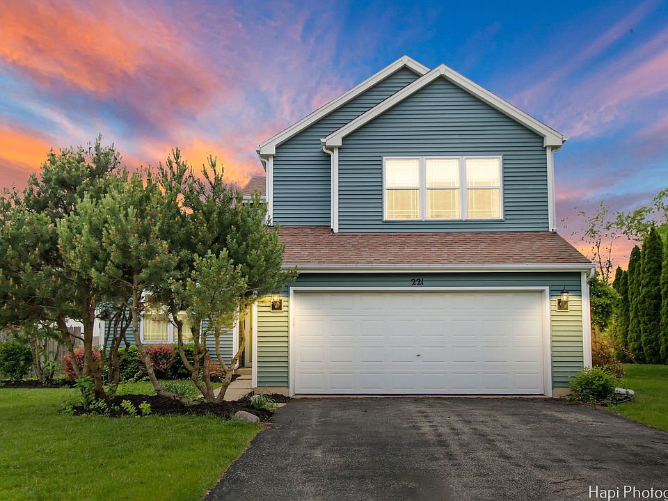 1st image of 221 Wildflower Ln