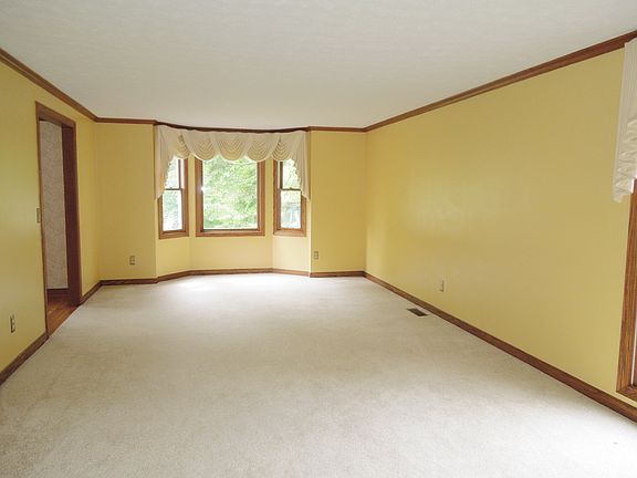 2nd image of 5845 Nicholson Dr