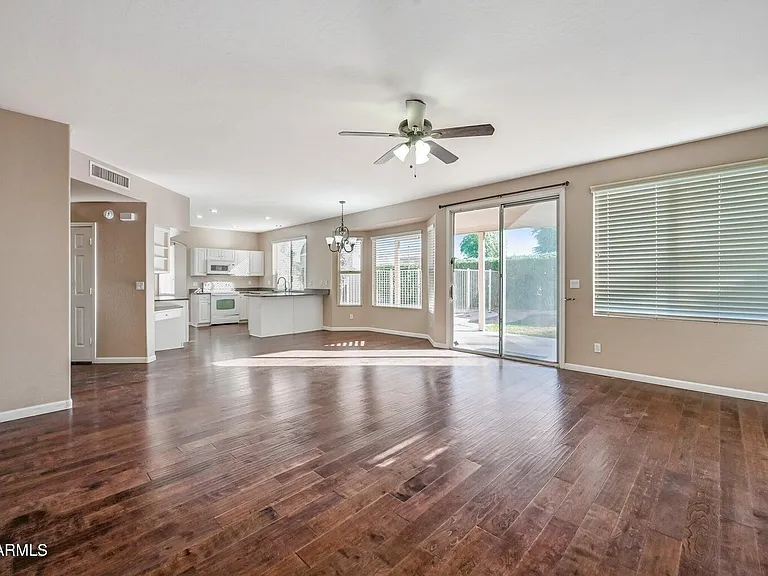 6191 W Shannon St — Photo 16