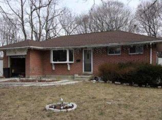 3 Pelham Dr, Brentwood, NY 11717