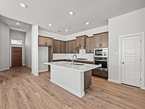 6th image of this home