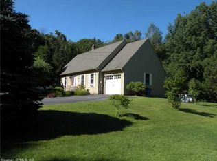 25 Hillside Vw, Killingly, CT 06239