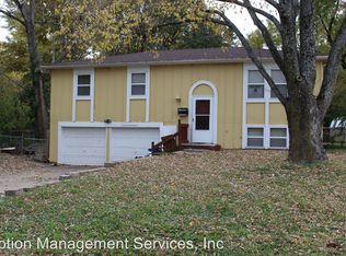 1605 W Sheridan St, Olathe, KS 66061