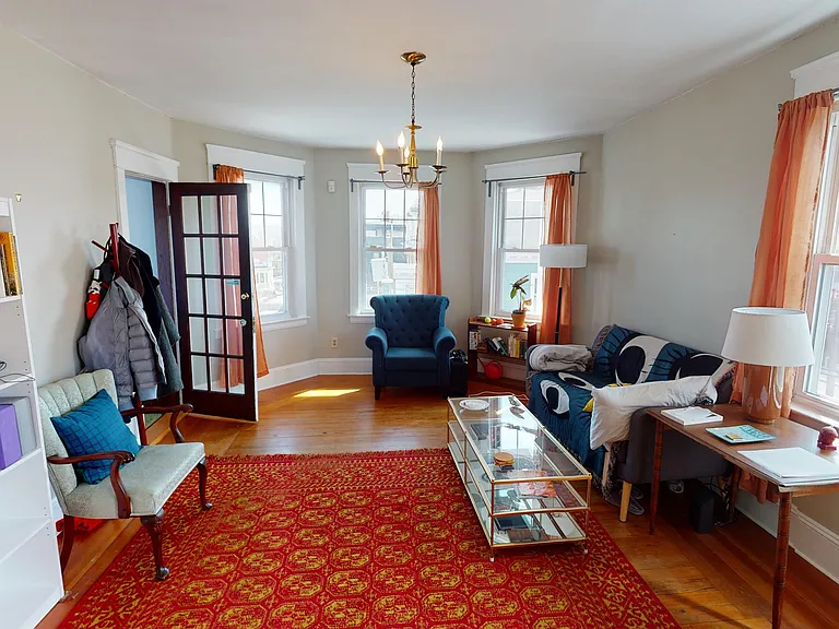 117 Grove St #3 — Photo 2