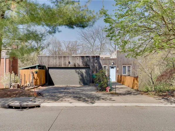 1158 Windermere Dr, Pittsburgh, PA 15218