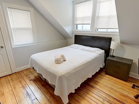 4th image of 29 Creighton St #3A