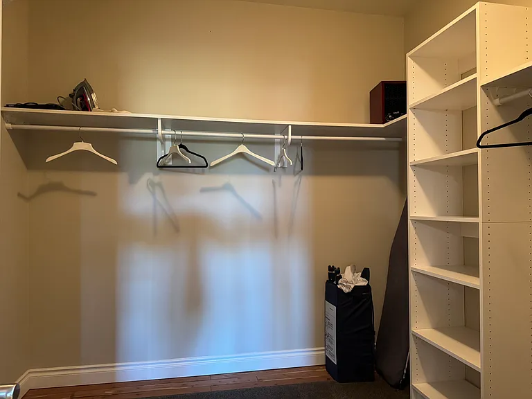 729 SW Silver Lake Blvd — Photo 22