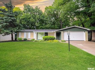 743 W Wonderview Dr, Dunlap, IL 61525