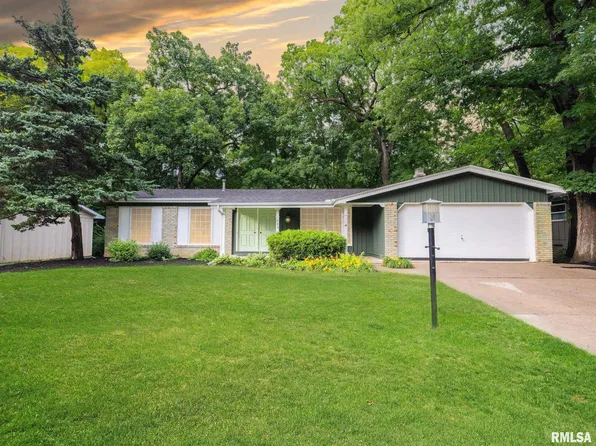 743 W Wonderview Dr, Dunlap, IL 61525