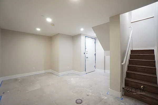 Rented by Rennit Inc. | media 12