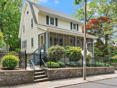 51 Southbourne Rd, Jamaica Plain, MA, 02130