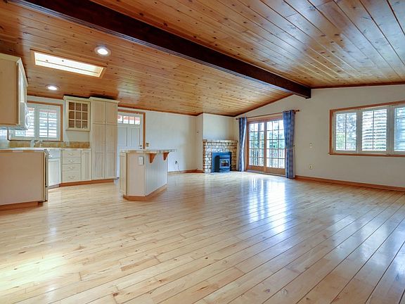 5th image of 317 Los Altos Dr
