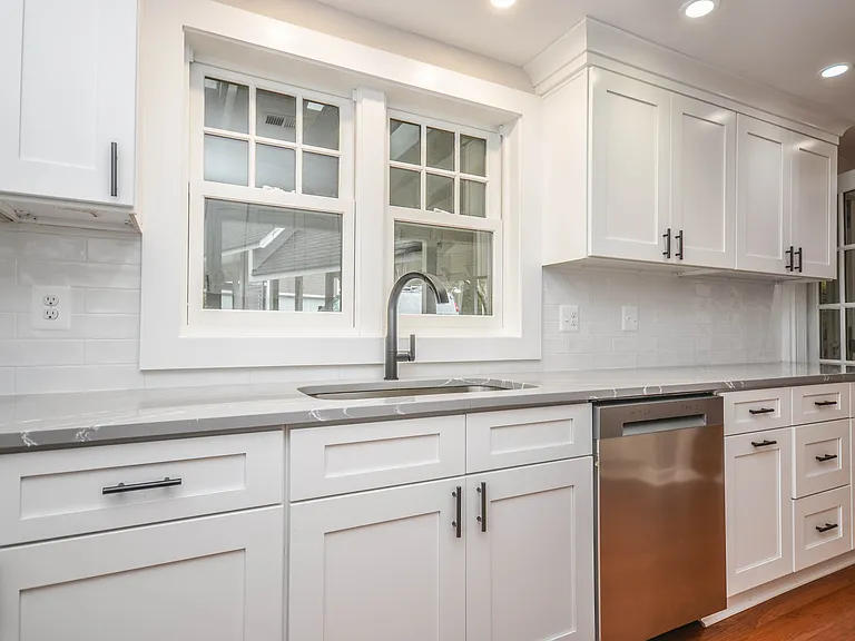 9108 Weant Dr — Photo 13